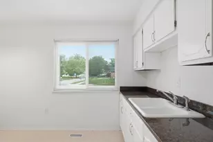 3632 Beckley St, Columbus, OH 43230 - Photo 10
