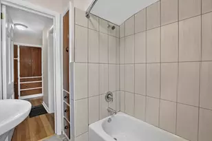 802 Kenwick Rd, Columbus, OH 43209 - Photo 22