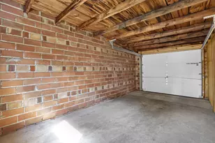 802 Kenwick Rd, Columbus, OH 43209 - Photo 30