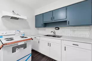2478 Pontiac St, Columbus, OH 43211 - Photo 10