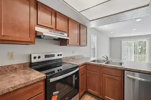 1279 Ln On The, Columbus, OH 43235 - Photo 6