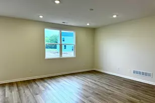 337 Honeysuckle St, South Bloomfield, OH 43103 - Photo 8