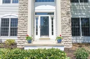 7492 Fairfield Lakes Dr, Powell, OH 43065 - Photo 8