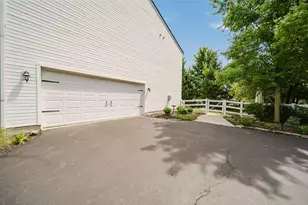 5465 Demorest Dr, Grove City, OH 43123 - Photo 70