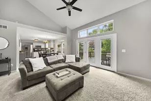 6851 Peachtree Cir, Westerville, OH 43082 - Photo 26