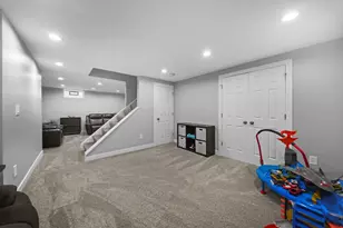 6851 Peachtree Cir, Westerville, OH 43082 - Photo 54
