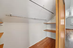 375 E Royal Forest Blvd, Columbus, OH 43214 - Photo 20