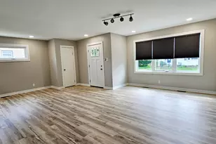 524 N Spring St, Logan, OH 43138 - Photo 26