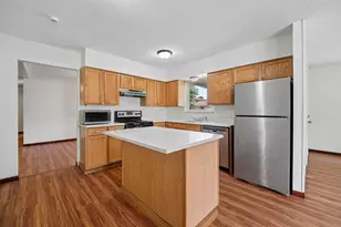 1806 Balsamridge Rd, Columbus, OH 43229 - Photo 4
