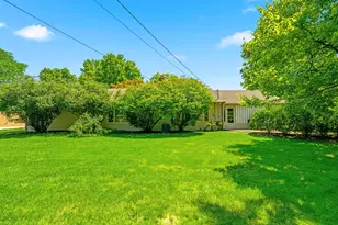 3981 Chelton Pl, Upper Arlington, OH 43220 - Photo 8