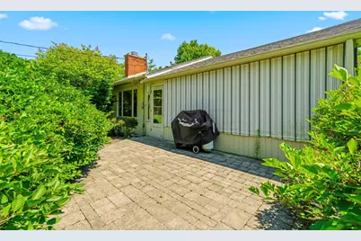 3981 Chelton Place, Upper Arlington, OH 43220 - Photo 6