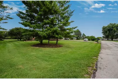 7094 Fayette Drive, West Jefferson, OH 43162 - Photo 4