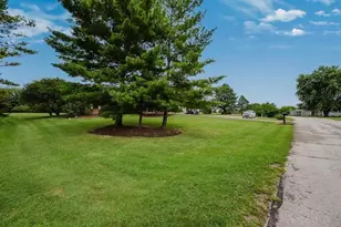 7094 Fayette Dr, West Jefferson, OH 43162 - Photo 4