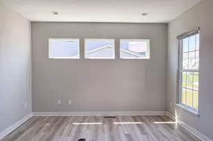 1601 Cromwill Loop, Delaware, OH 43015 - Photo 8