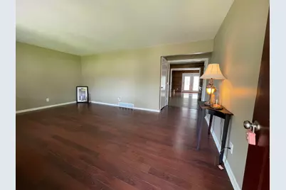 129 Gale Court, Circleville, OH 43113 - Photo 4