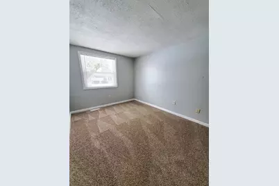 2390 Carlford Street, Columbus, OH 43232 - Photo 22
