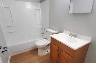 2390 Carlford St, Columbus, OH 43232 - Photo 20