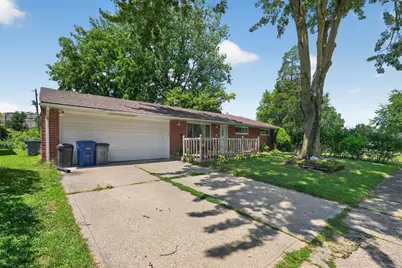 5645 Madrid Drive, Westerville, OH 43081 - Photo 2