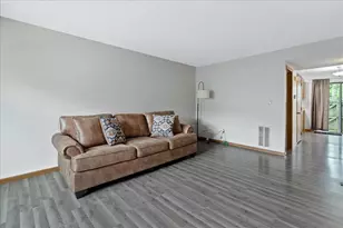 921 Noddymill Ln E, Columbus, OH 43085 - Photo 6