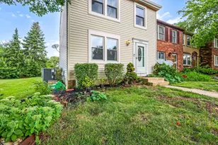 2984 Grandwoods Cir, Dublin, OH 43017 - Photo 8