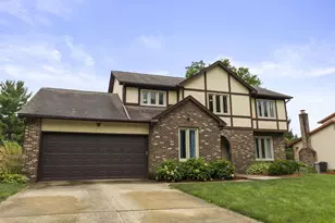 1099 Melinda Dr, Westerville, OH 43081 - Photo 2