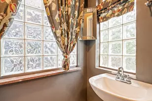 391 Siebert St, Columbus, OH 43206 - Photo 8