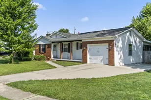 3148 Kingswood Dr, Grove City, OH 43123 - Photo 1