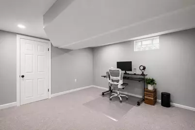2215 Woodstock Road, Columbus, OH 43221 - Photo 18