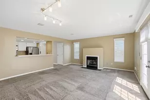 662 Lakeview Dr S, Grove City, OH 43123 - Photo 12