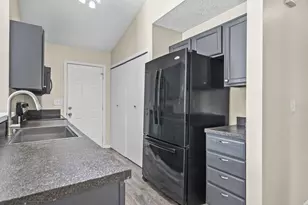 1439 Pinehurst Ct, Columbus, OH 43223 - Photo 4