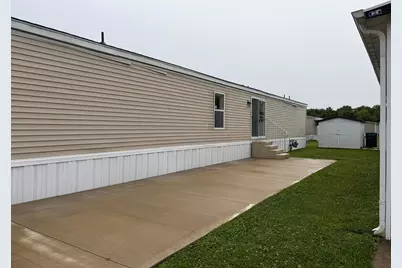 301 Ronald Drive, Pataskala, OH 43062 - Photo 2