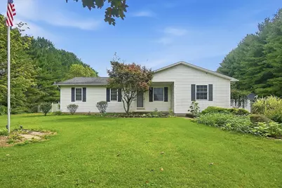 11558 Parkview Drive SW, Stoutsville, OH 43154 - Photo 2