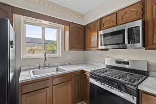 6198 Stornoway Dr S, Columbus, OH 43213 - Photo 14