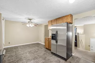 3320 Parksley Ct, Columbus, OH 43204 - Photo 12