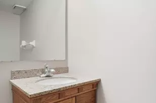 3320 Parksley Ct, Columbus, OH 43204 - Photo 32