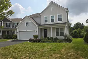 8727 Crooked Maple Dr, Blacklick, OH 43004 - Photo 1