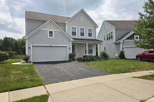 8727 Crooked Maple Dr, Blacklick, OH 43004 - Photo 2