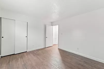 126 Tarryton Court E #4D, Columbus, OH 43228 - Photo 18