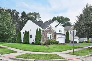 319 Kastlekove Dr, Lewis Center, OH 43035 - Photo 2