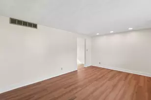 3768 Springwood Dr, Columbus, OH 43224 - Photo 8
