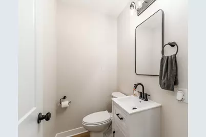 556 N Pickaway Street, Circleville, OH 43113 - Photo 6