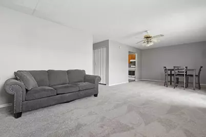 3941 Karl Road #218, Columbus, OH 43224 - Photo 6