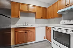3941 Karl Rd, Columbus, OH 43224 - Photo 14