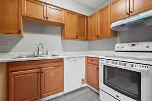 3941 Karl Rd, Columbus, OH 43224 - Photo 10