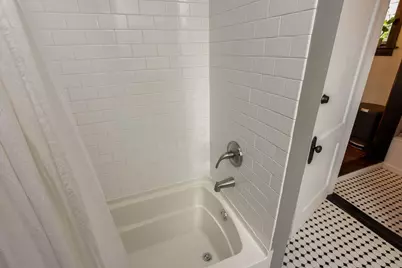 25 E Tulane Road, Columbus, OH 43202 - Photo 26