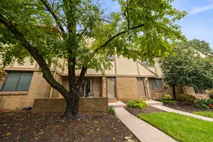 3262 Brookview Way, Columbus, OH 43221 - Photo 4
