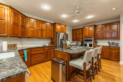 3925 Tarrington Lane, Upper Arlington, OH 43220 - Photo 8