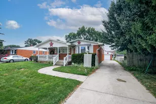 2683 Eugene Ave, Grove City, OH 43123 - Photo 6