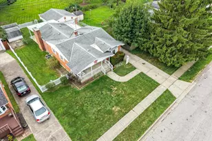 2683 Eugene Ave, Grove City, OH 43123 - Photo 2