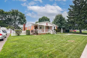 2683 Eugene Ave, Grove City, OH 43123 - Photo 4
